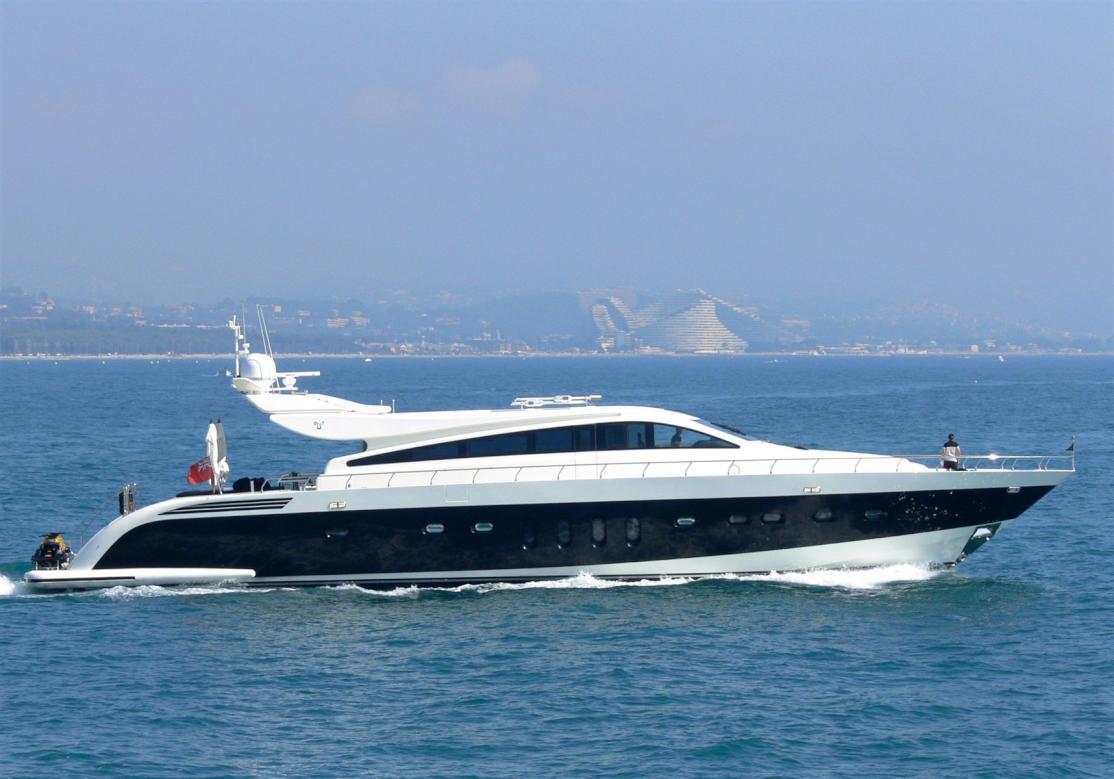 FRIDAY LEOPARD YACHTS LEOPARD 31M 2007